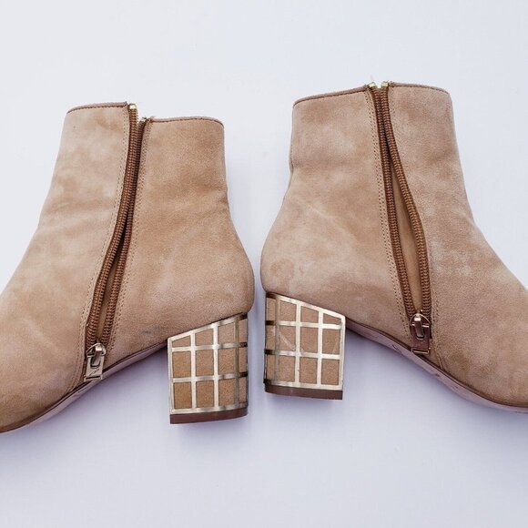 Brian Atwood Kallie Ankle Boot Tan Suede Decorative Heel Womens Size 6 Side Zip - Picture 8 of 14